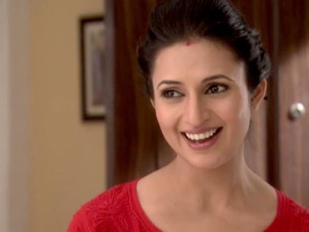 Yeh Hai Mohabbatein: NRI Client, Abhimanyu, Ishita's Friend?