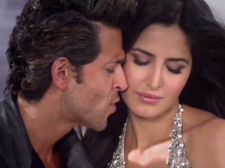 Watch: Hrithik Releases Full Video Of Bang Bang Title Track