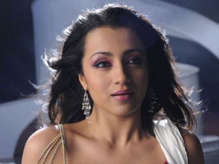 Trisha Stands By Vijay