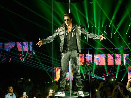 Shahrukh Khan Reveals: NO Leading Lady In 'Fan'