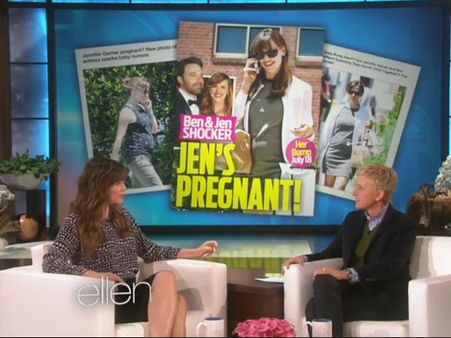 Jennifer Garner Is Not Pregnant, Has A Permanent Baby Bump!