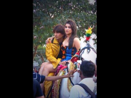 Horse Runs Away Taking Ranveer Singh-Parineeti Chopra (Watch)