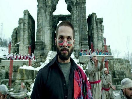 HC Serves Legal Notice To Makers Of Haider