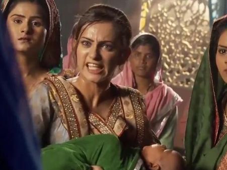 Jodha Akbar: Rukhaiya Kills Zeenat