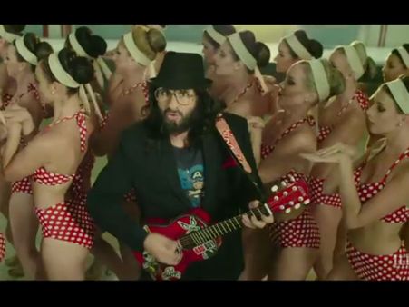 Watch: Saif Ali Khan's New Peppy Song From Happy Ending