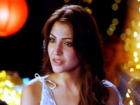 Anushka Sharma Forgets Diwali Due To Tight Work Schedule!