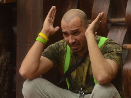 Bigg Boss 8's New Enemy, Not Gautam Gulati, But Ali Quli Mirza!
