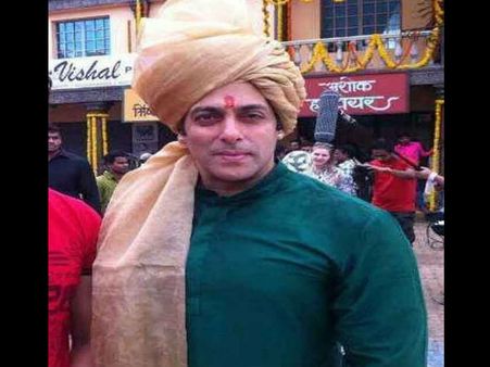 Salman Khan To Have 12 Royal Looks In Prem Ratan Dhan Payo