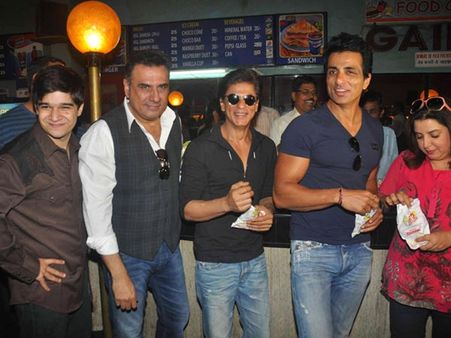 Pics: Happy New Year Cast Interacts With Fans At Gaiety Galaxy, Mumbai