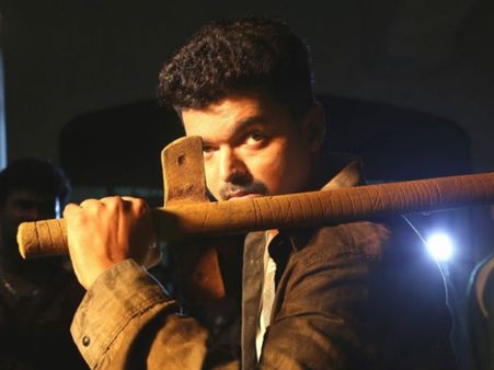 National Issues Highlighted In Kaththi