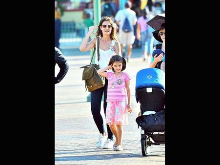 Katie Holmes Opens Up On Divorce, Life As A Single Mom