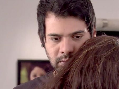 Kumkum Bhagya: Abhi Torn Between Love And Responsibility!
