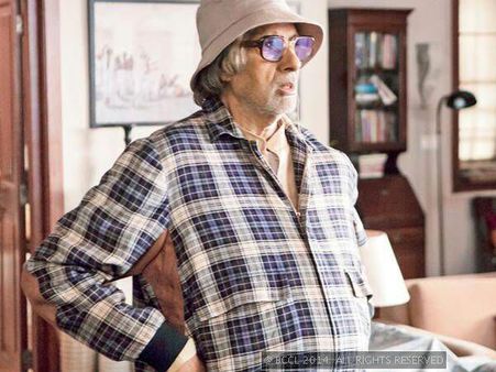 Amitabh Bachchan Gets A Family Pack For Piku