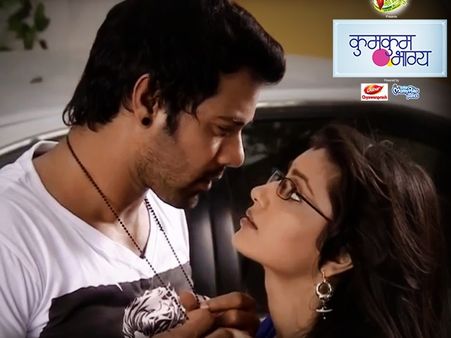 Kumkum Bhagya: Tanu Tensed About Future, Pragya Cares For Abhi!