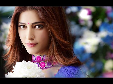 Shruti Haasan Makes A Cancer Fighting Fan's Wish Come True