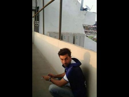 Caught: Ranbir Kapoor Smoking