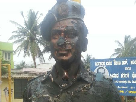 Shocking: Dr Rajkumar's Statue Disfigured