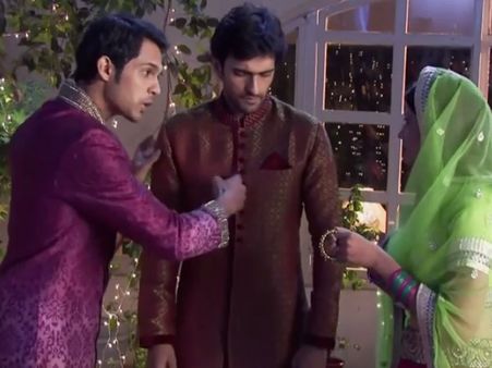 Qubool Hai: Haya Sleeps With Faiz On Wedding Night!