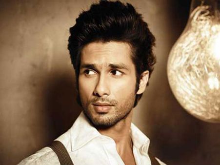 Shahid Kapoor Expected To Bag Several Awards This Year