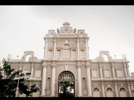 Arpita Khan Wedding Venue; Falaknuma Palace Know In Detail