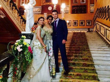 Leaked: Arpita Khan-Aayush Sharma Look At Farewell Lunch