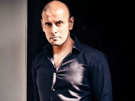 Chiyaan Vikram Is The Greatest Human Being!