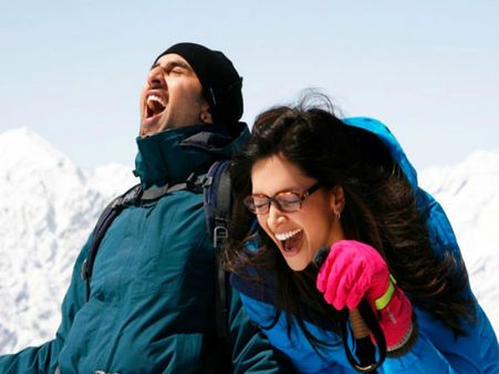 Ranbir Kapoor-Deepika Padukone Start Tamasha In Shimla