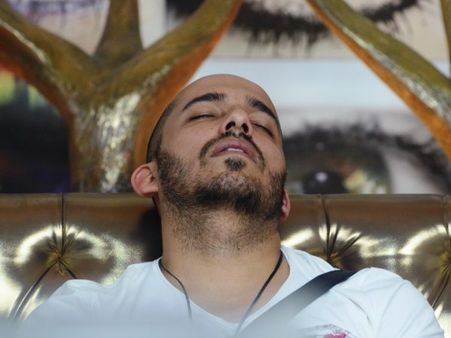 Shocking! Ali Quli Mirza Shifted From Bigg Boss 8 House By Doctors!