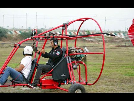 Ranbir Kapoor Goes Paragliding