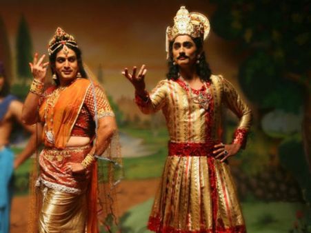 Kaaviya Thalaivan Movie Review: Lead Actors Shine