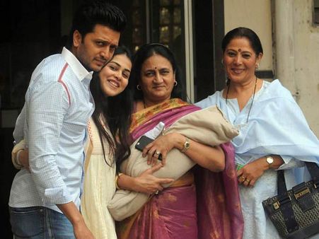 First Snapshot: Genelia-Riteish Deshmukh Baby Boy