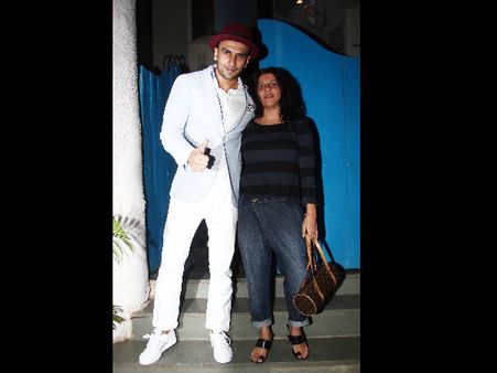 Pics: Ranveer Singh Kisses Zoya Akhtar