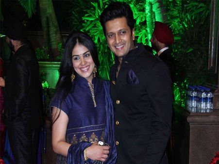Riteish Dedicates 'Lai Bhaari' Awards To Father, 'Lil One'