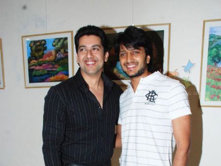 Aftab Crowns Riteish Legend Of Adult Comedies