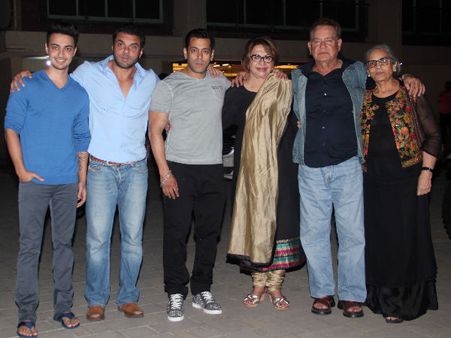 PICS: Salman Khan And Family Celebrate Salma Khan's Birthday