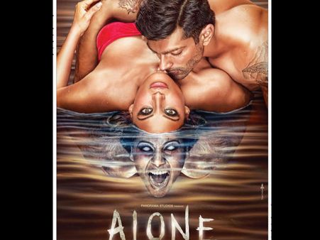 Alone Movie Poster: Bipasha Basu Looks Hot And Scary