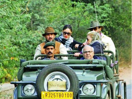 Kareena Kapoor-Saif Ali Khan Enjoy Spotting Tigers