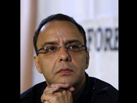 Vidhu Vinod Chopra's 'Broken Horses' To Release On April 10