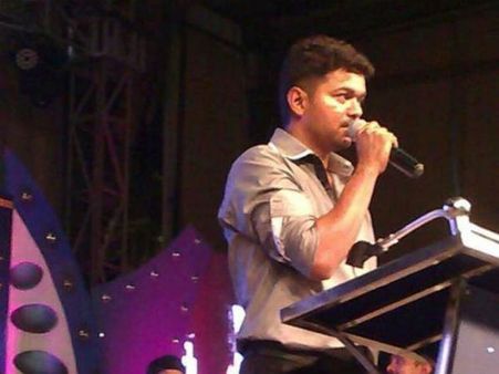 Ilayathalapathy Vijay To Act Against His Real Life Enemies?