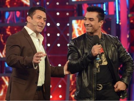 I Will Be Decent, Cultured In Bigg Boss 8: Ajaz Khan