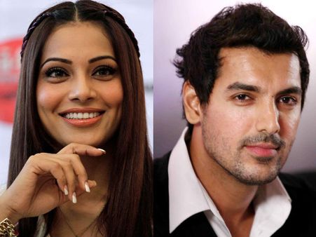OMG! Bipasha Basu Doesn't Recognise John Abraham Now?
