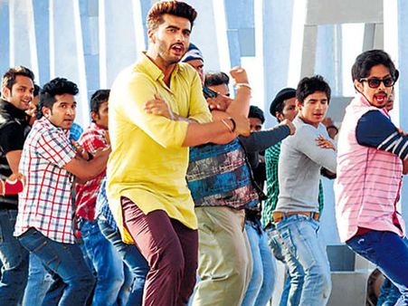 Tevar First Day Box Office Collection: Average