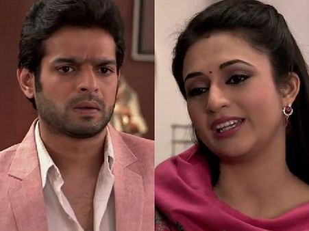 Yeh Hai Mohabbatein: Raman To Pick Up Ishita During Puja!