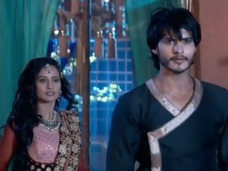 Jodha Akbar: Will Salim Be Able To Reveal Truth To Anarkali?