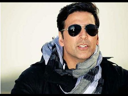 Akshay Kumar Doesn't Behave Like A Superstar: Sushant Singh
