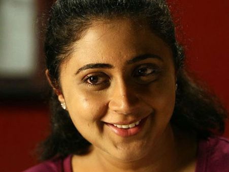 Kaniha Reacts Against Moral Policing