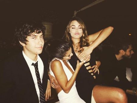 Selena Gomez Plays BFF, Saves Cara Delevingne From Nip Slip