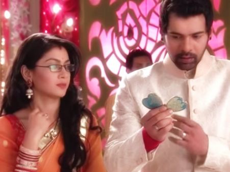 Kumkum Bhagya: Tanu Traps Abhi; Will her Parents Know About Abhi’s Marriage To Pragya?