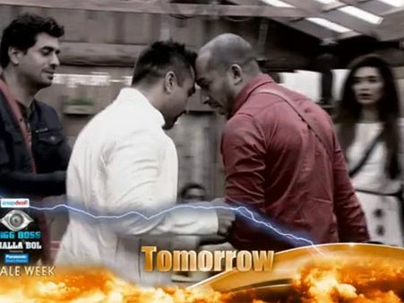 PHOTOS: Ajaz Khan To Lock Horns With Ali Quli Mirza On Bigg Boss 8!