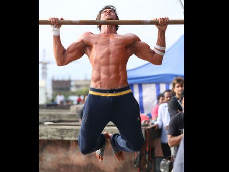 Pics: Hrithik Roshan's New Mantra For Success!